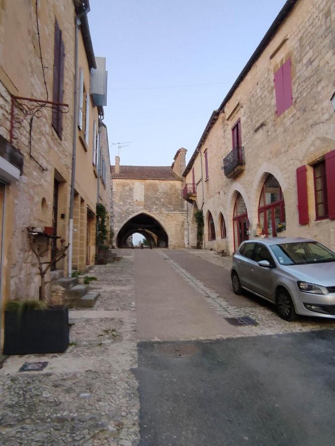 蒙帕齐耶Au Bonheur Des Ruelles住宿加早餐旅馆 外观 照片